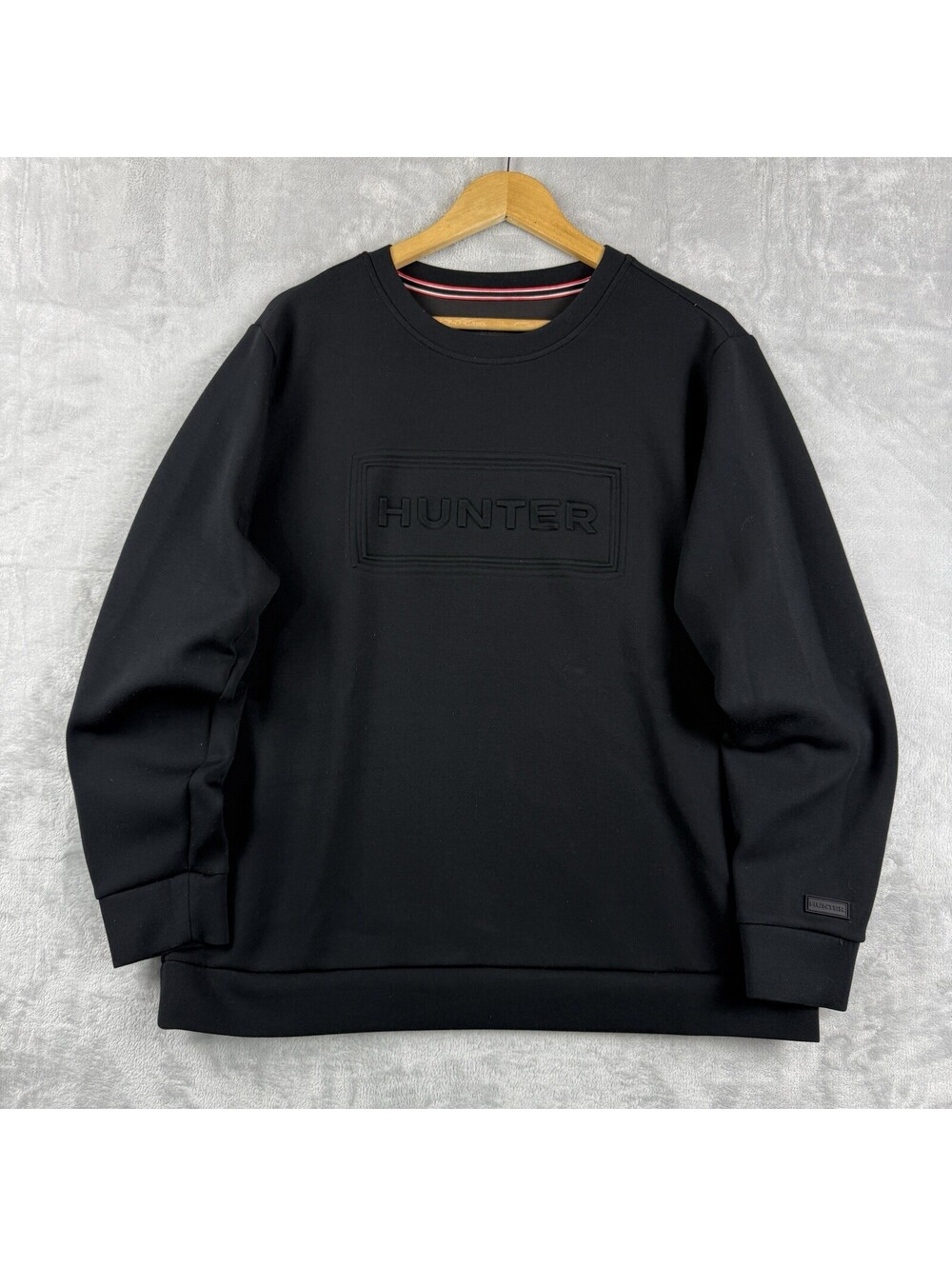 Hunter Men’s XL Black Embossed Logo Crewneck Sweatshirt Space Fleece Minimalist